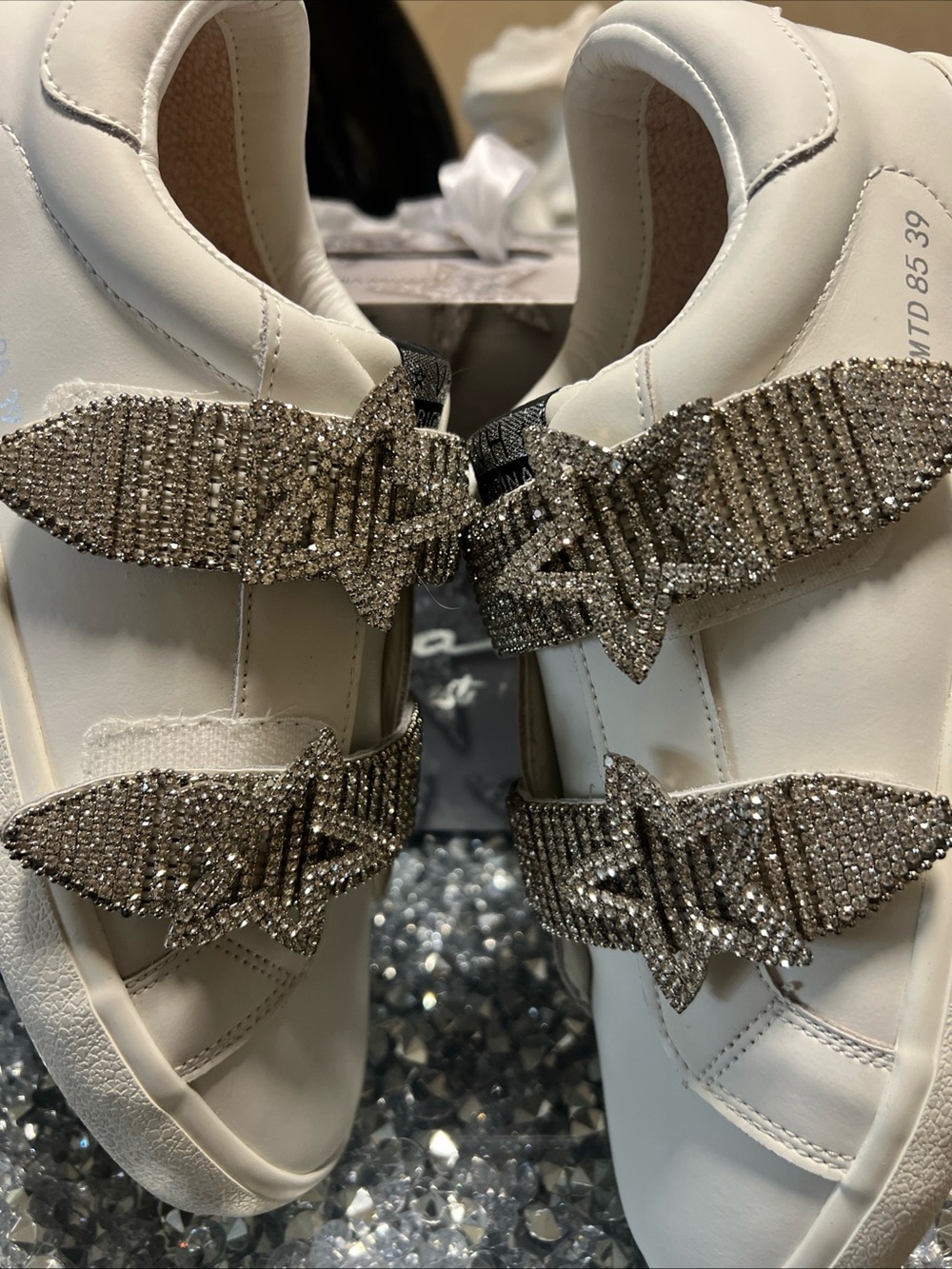 Rare Vintage Havana The Iconic Limited Edition Sparkle Star PureWhite Sz 8.5